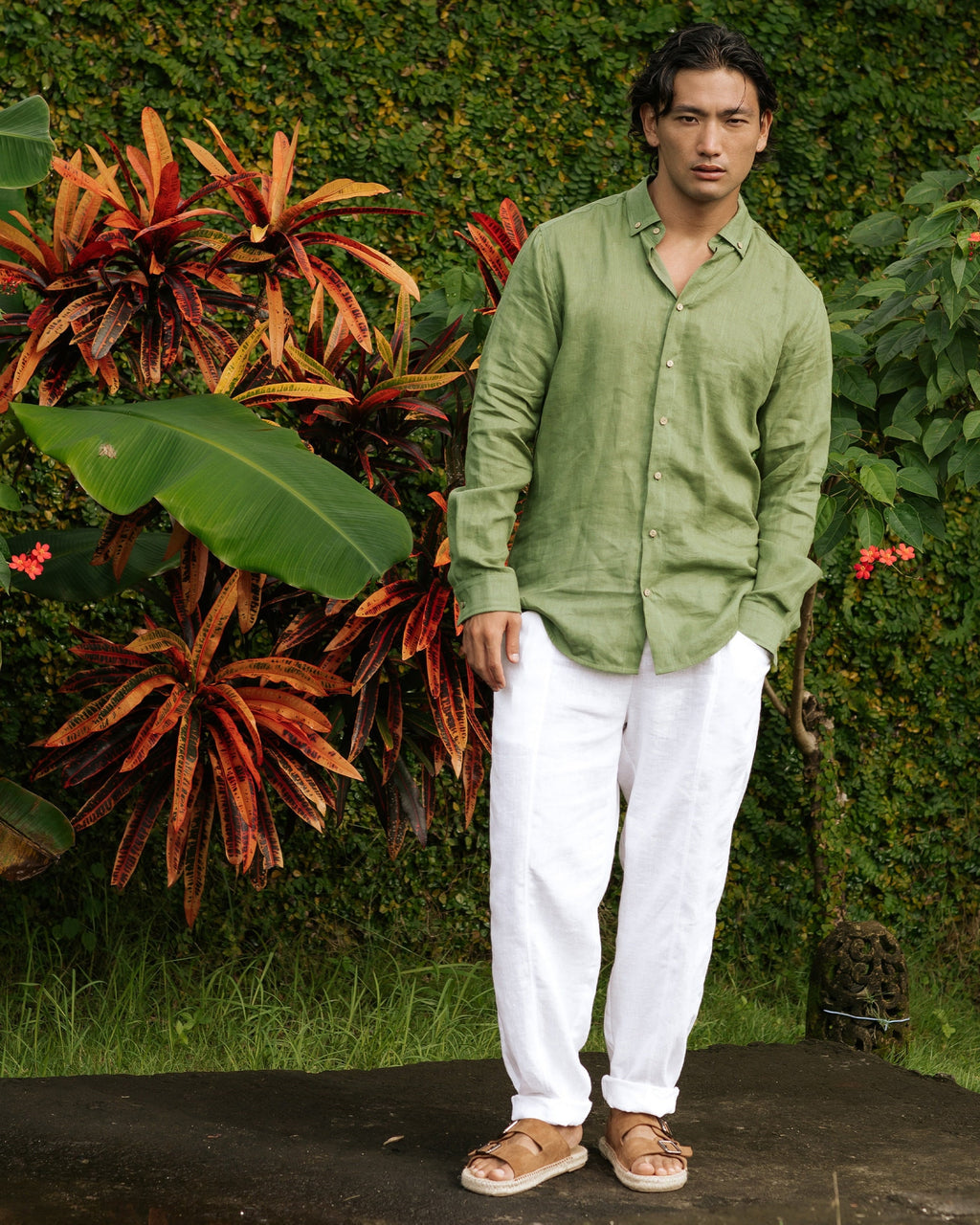 Men's Linen Shirt - Forest Green Lightweight Long Sleeve Button Down Shirt - Breathable Travel Top - Outfit, Look Gift for Him NEVADA