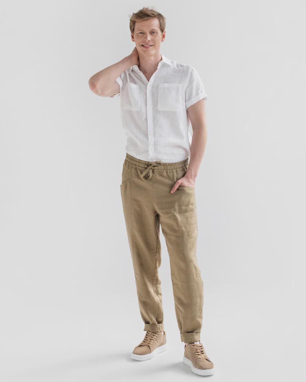 Mens Linen Pants - Cinnamon Trousers with Drawstring Waist and Cargo Pockets - Lightweight Wear - Breathable Outfit, Look TRUCKEE