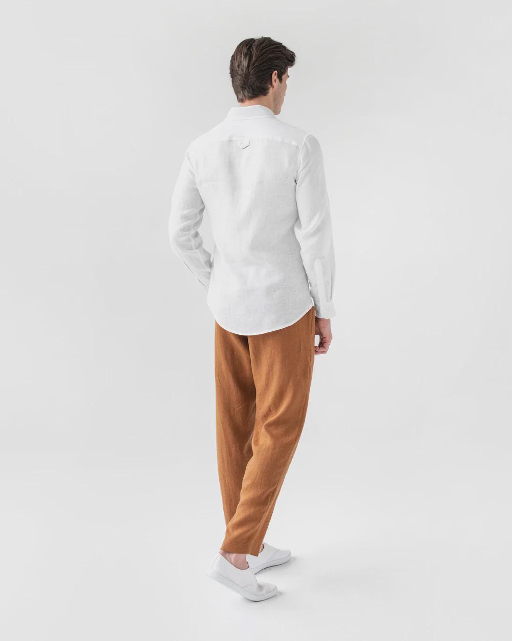 Mens Linen Pants - Cinnamon Trousers with Drawstring Waist and Cargo Pockets - Lightweight Wear - Breathable Outfit, Look TRUCKEE