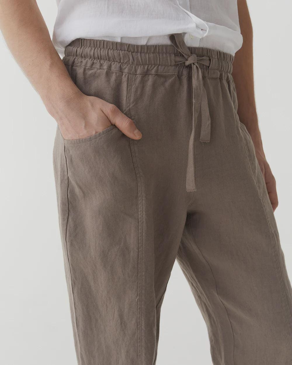 Mens Linen Pants - Dried Moss Trousers with Elastic Waist and Cargo Pockets - Lightweight Wear for Men - Breathable Outfit TRUCKEE